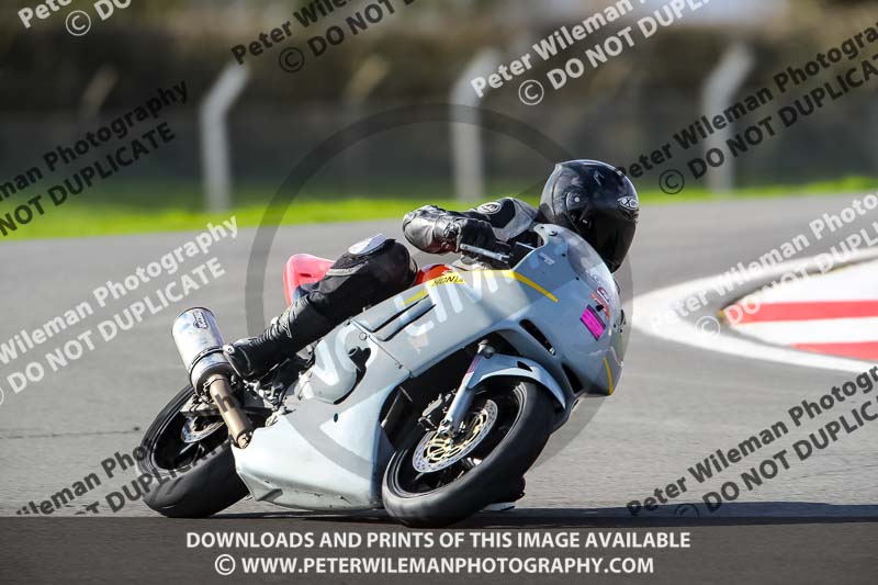 donington no limits trackday;donington park photographs;donington trackday photographs;no limits trackdays;peter wileman photography;trackday digital images;trackday photos